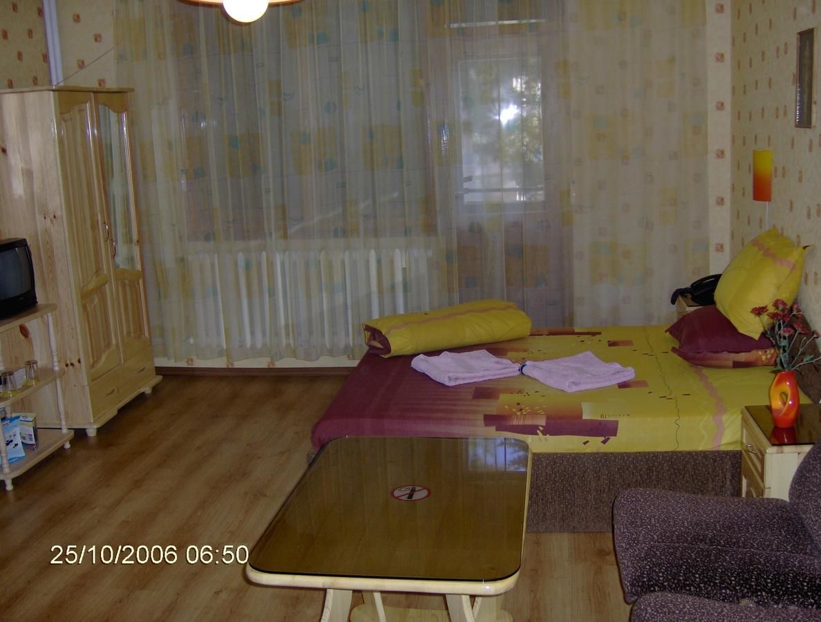 Отель Family Hotel Emaly 1 Банкя